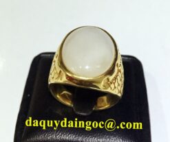 NHÂN VÀNG 18K ĐÁ SAPHIA TRẮNG